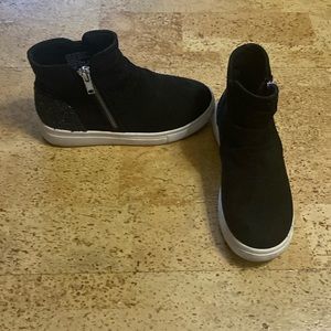 Olive and Edie Black Ankle Boot